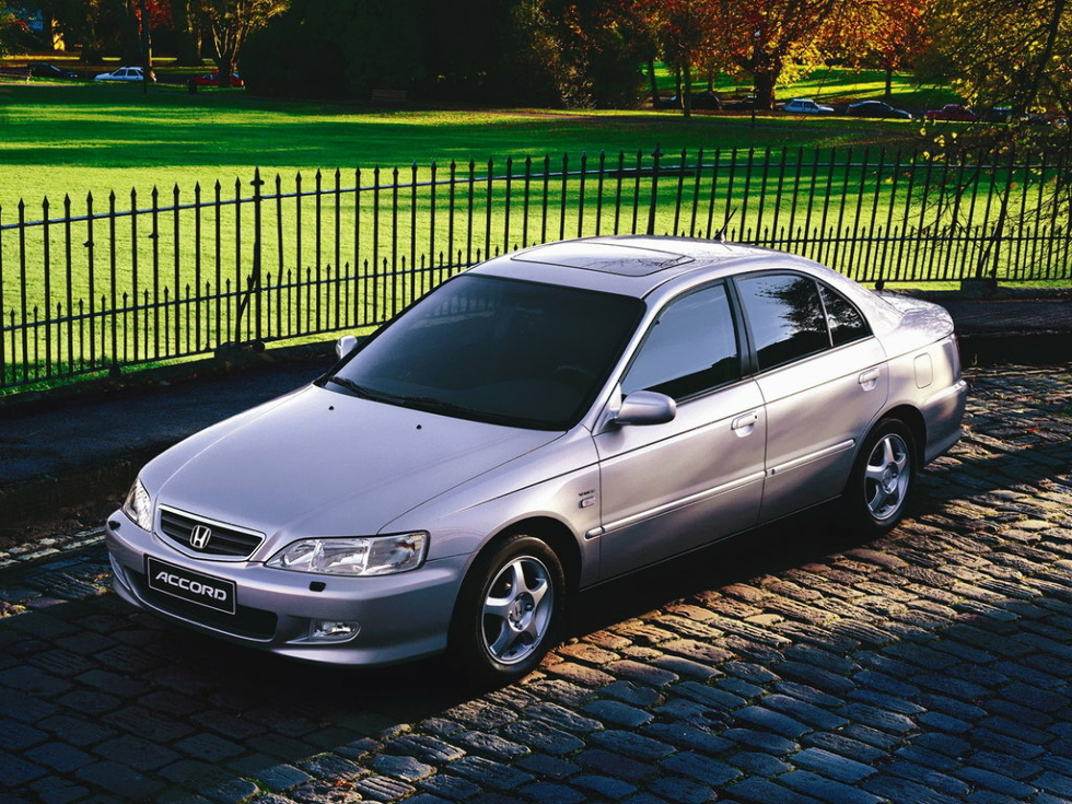 Коврики ЭВА "EVA сота" для Honda Accord (седан / CG, CH) 2001 - 2003, черные, 4шт.